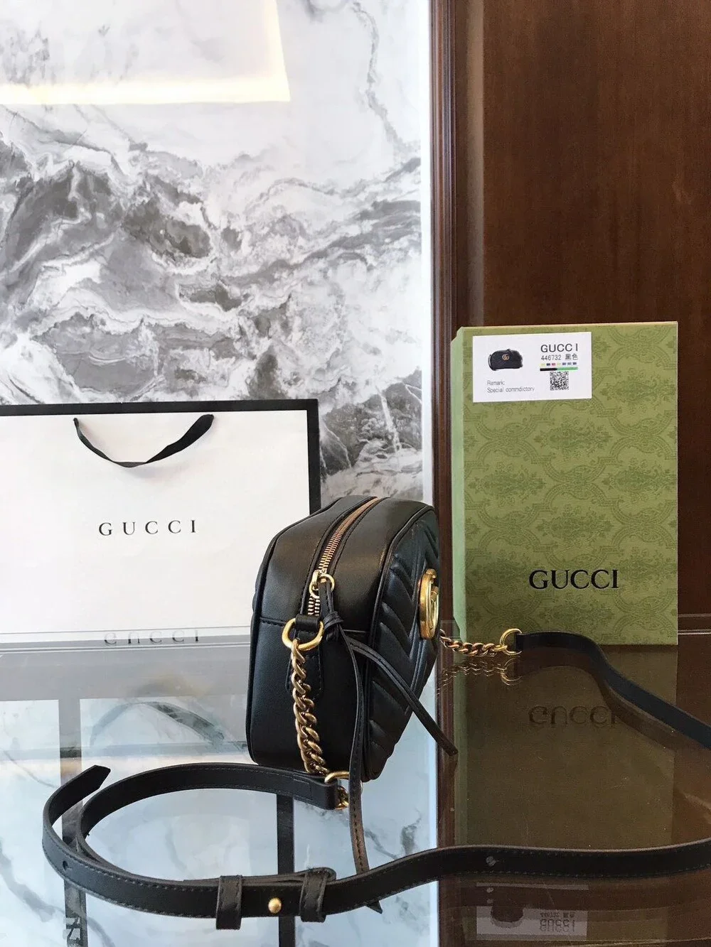 Gucci GG Marmont Small Matelassé Camera Bag